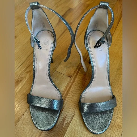 Tory Burch Keri Crackled Metallic Sandal Pewter Stiletto Heels size 8.5 - Picture 6 of 10